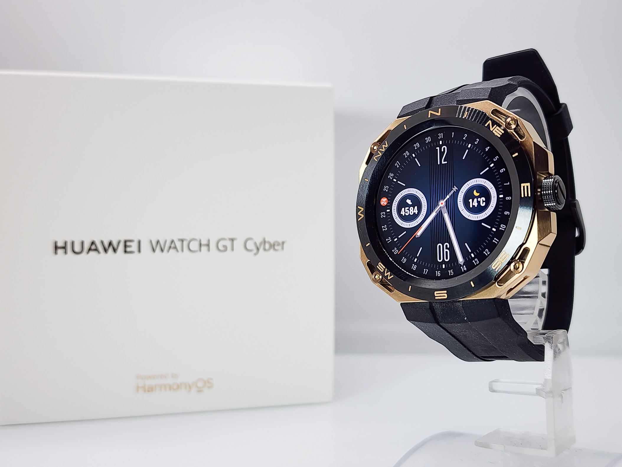 Huawei Watch GT Cyber レビュー